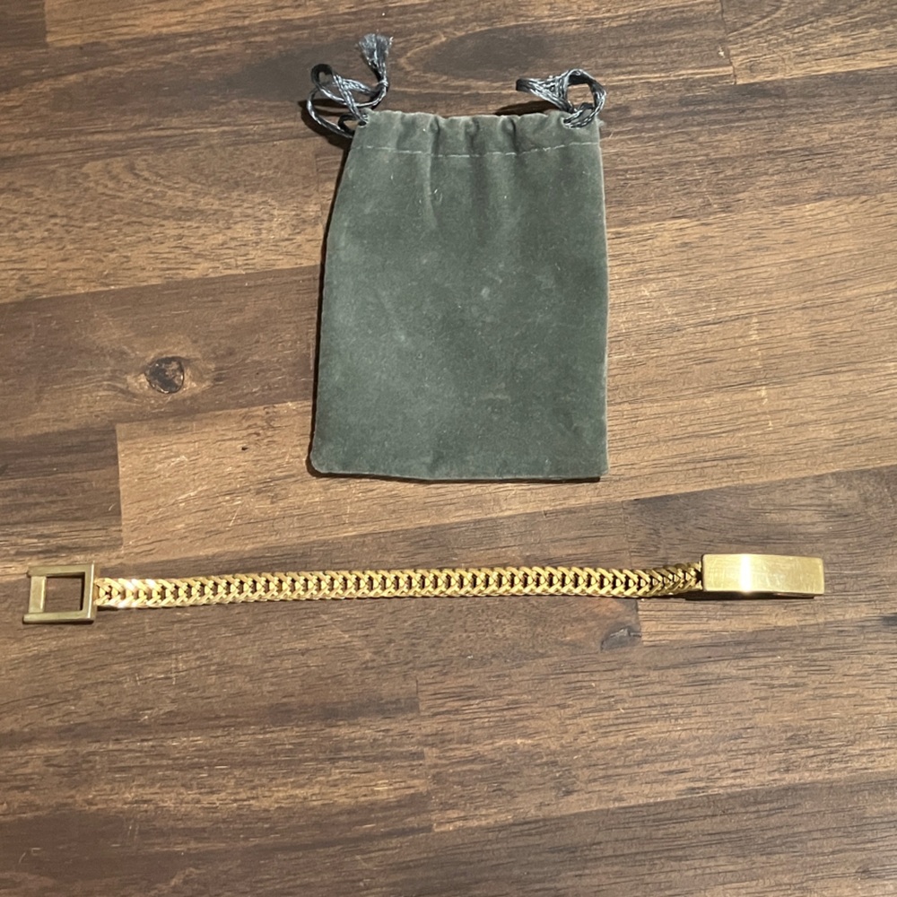 Gold Plated Chain Bracelet with Pouch 8 Inch - Picture 1 of 5
